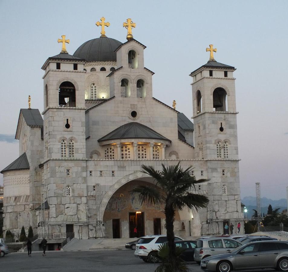 Apartment Temple بودغوريتْسا المظهر الخارجي الصورة